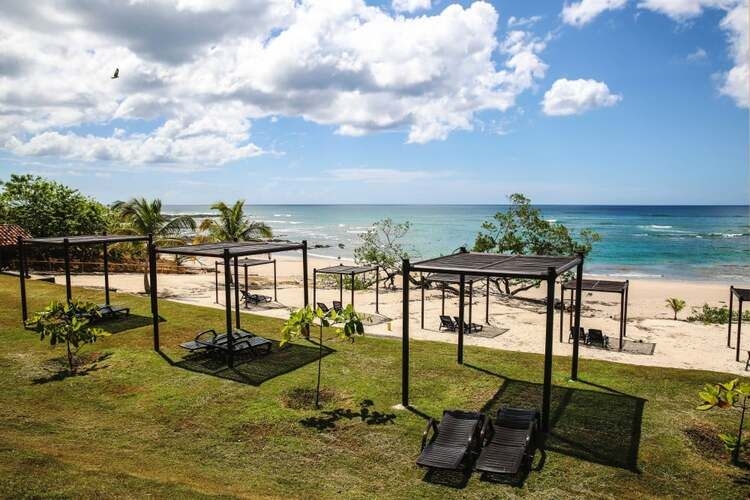 Hacienda Pinilla Resort beach club, Top Villas