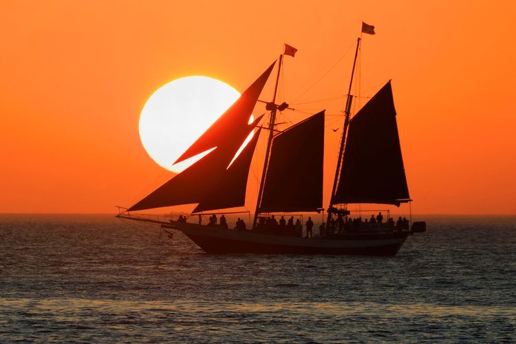 Best time to visit Key West, sunset cruise, Top Villas