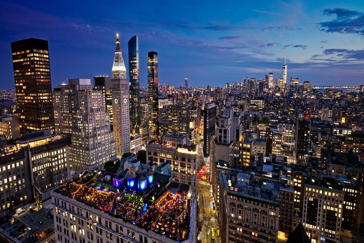 Things to do in New York, nightlife, skyline at night, Top Villas