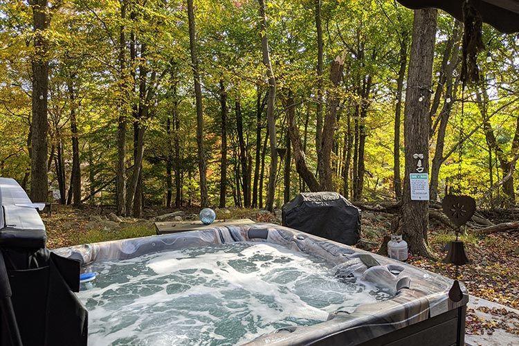 Hot tub Lake Harmony