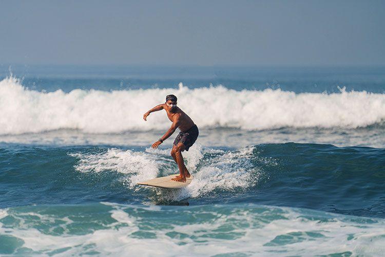 Surfing-Canggu