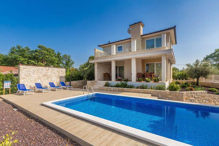 Krk villas with pools, Malinska 1, pool, Top Villas