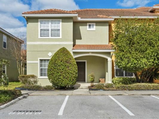 Paradise Palms Resort 355