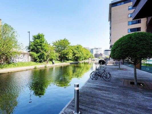 Contemporary on the Canal