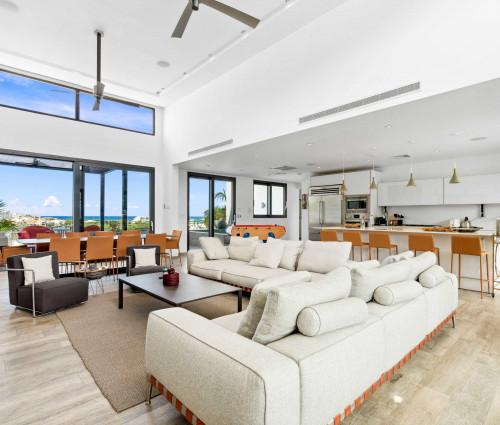 Las Brisas Penthouse A