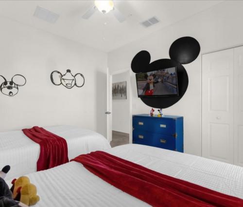 West Lucaya Village 6