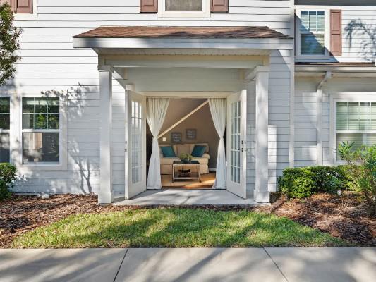 West Lucaya Village 19