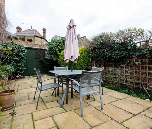 Rose-Tinted Charm - Wimbledon