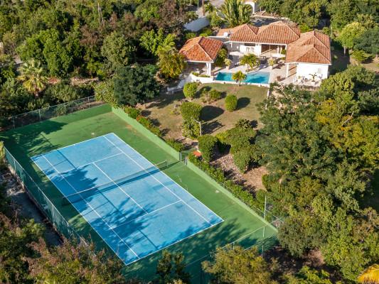 La Nina Terres Basses