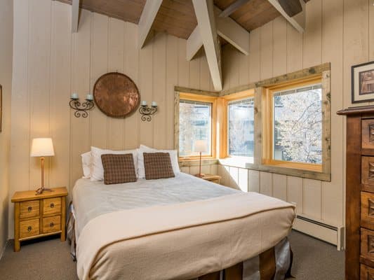 Sun Valley 12