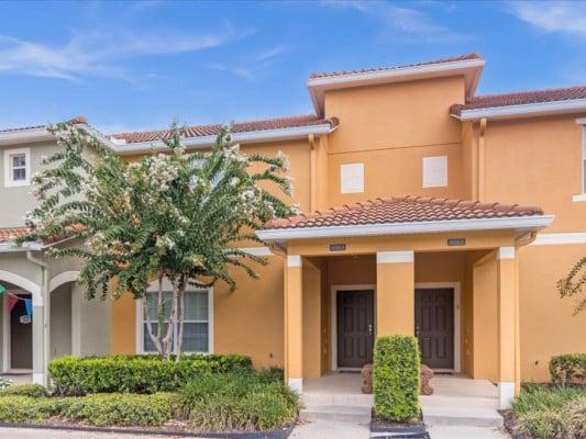 Paradise Palms Resort 318