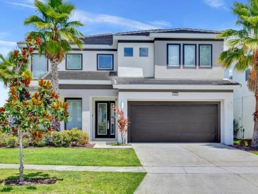 Bella Vida Resort 235