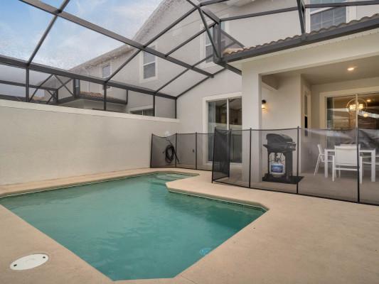 Storey Lake Resort 852