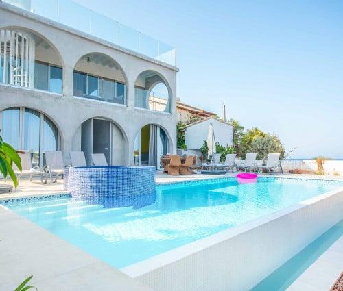 Art House by the Sea