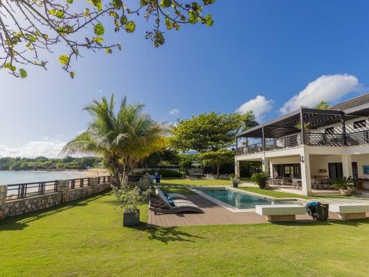 Sea Salt at the Old Fort Bay