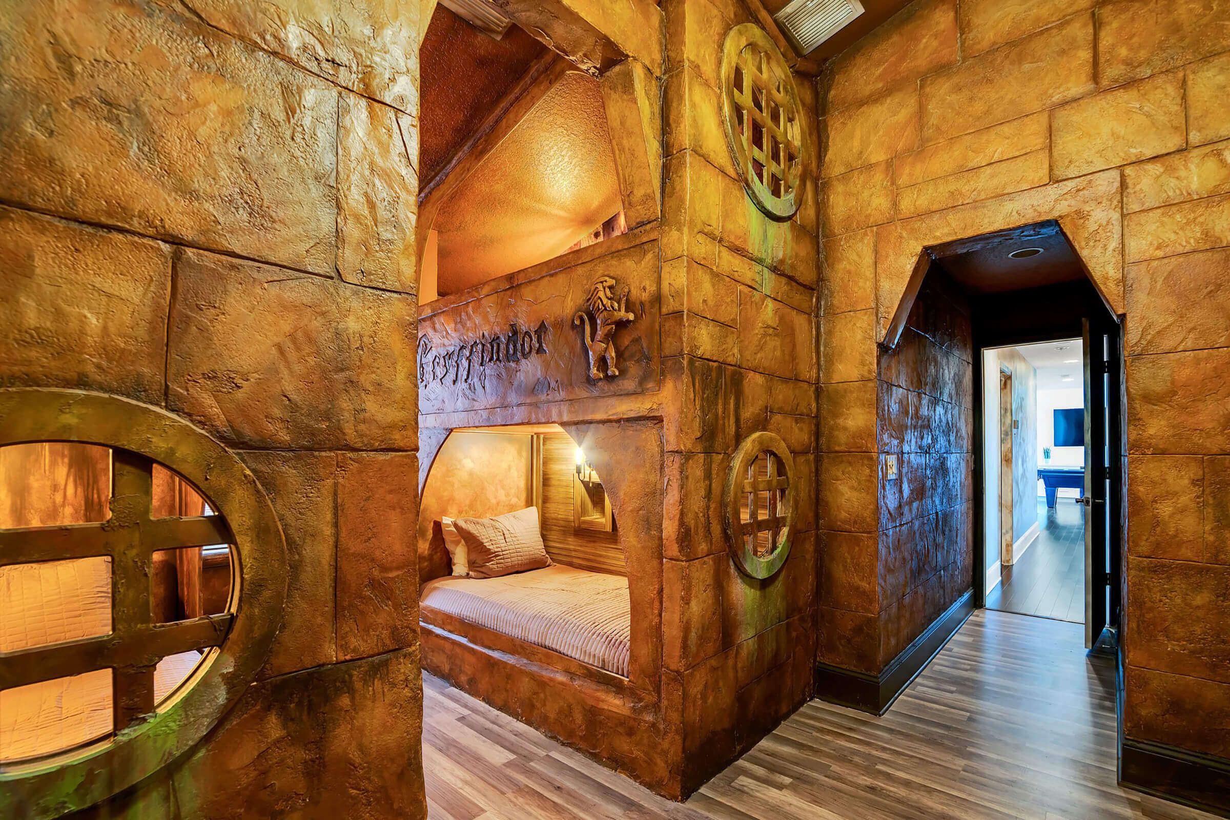 An incredible Harry Potter themed bedroom