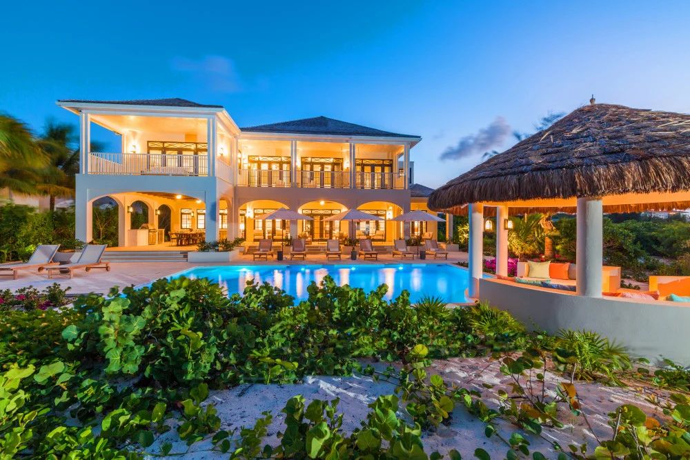 Outdoor view of Kisiwa House