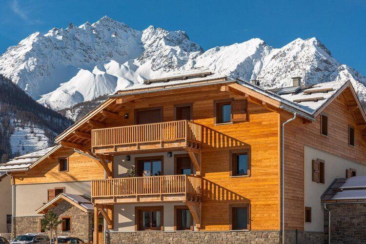 3 Bedroom Apartments in Serre Chevalier, Serre Chevalier 14, Top Villas