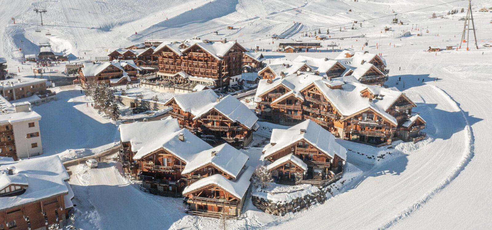 5 bedroom apartments in Alpe d'Huez, aerial view, Top Villas