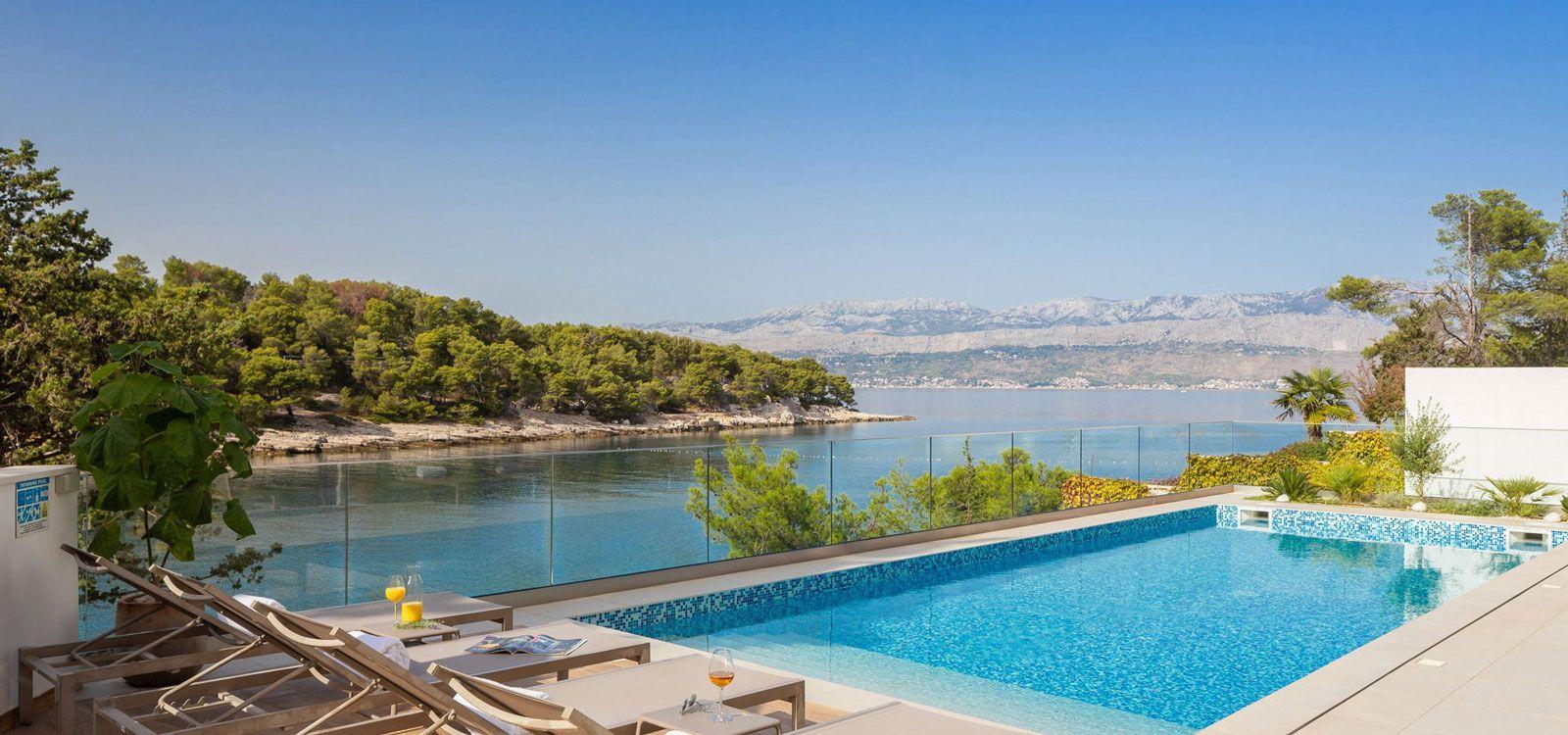 6 bedroom villas in Croatia, Splitska 1, Top Villas