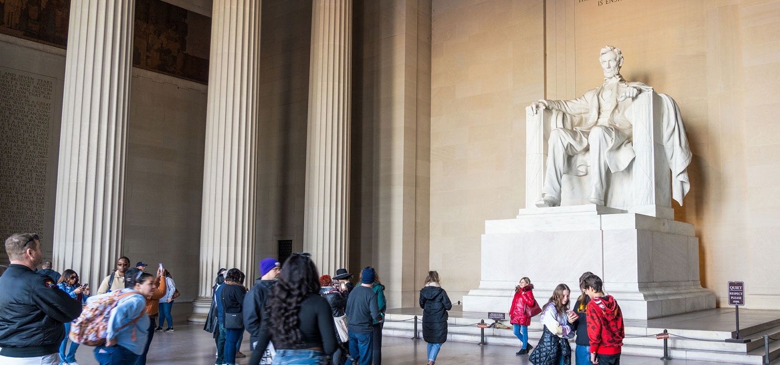 Accommodation near Lincoln Memorial