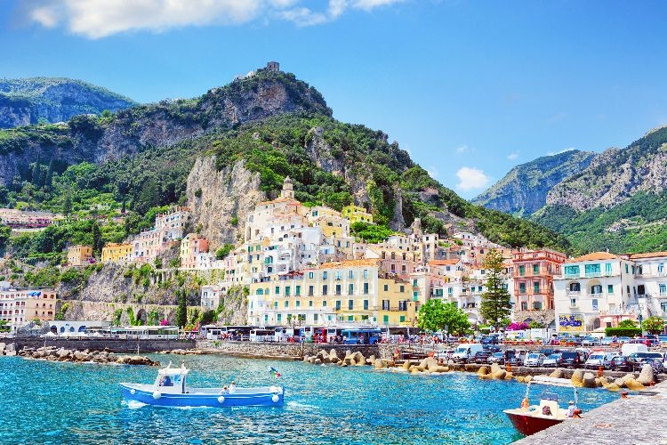 Amalfi Coast best time to visit