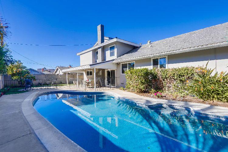 Anaheim 32 5 bedroom villa