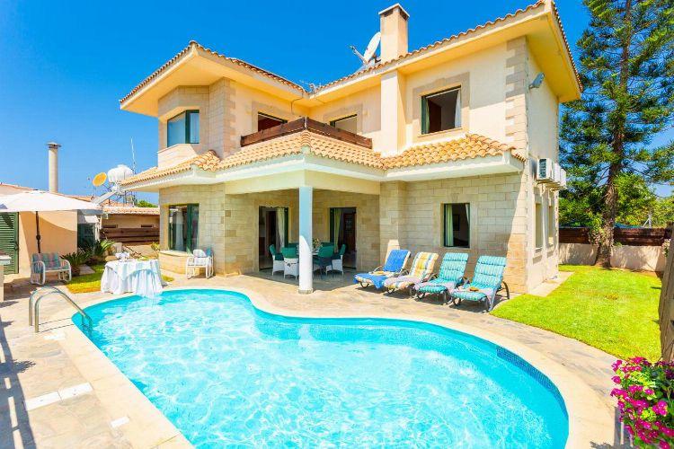 Androula Villas Collection large villas