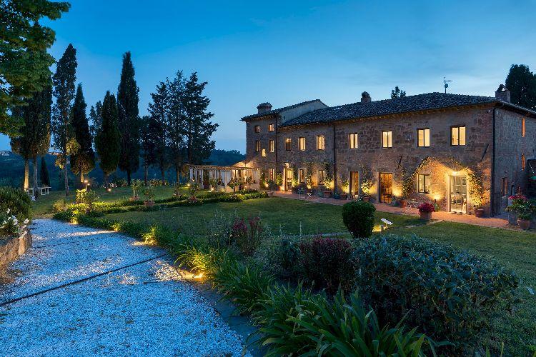 Aquadivina Pisa 8 bedroom villa