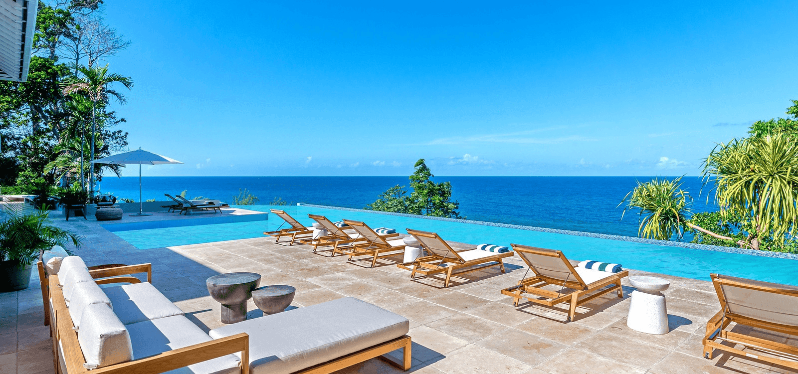 Aquamarina Ocho Rios villas with pool