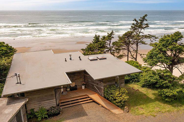 Arch Cape 12 beachfront vacation rentals