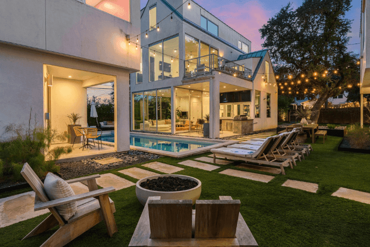 Austin 52 Texas Christmas vacation rentals