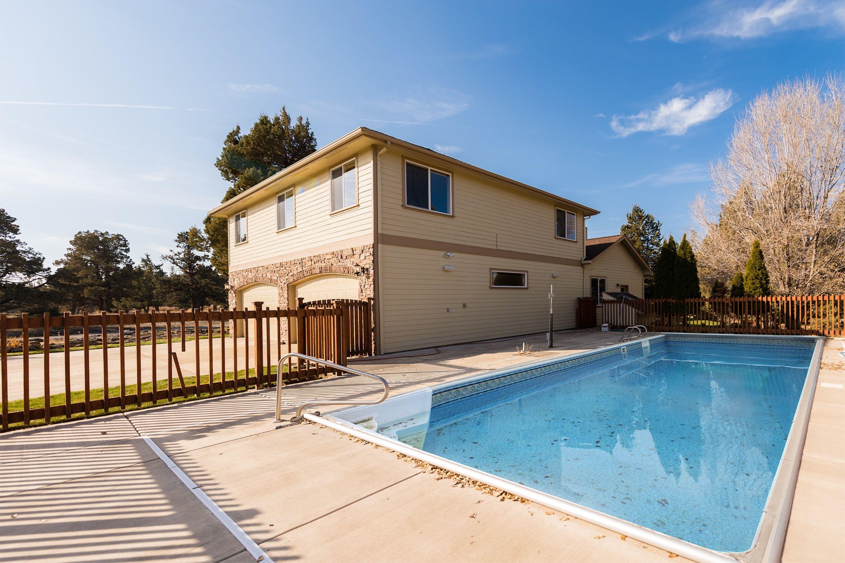 Bend 7 Large group vacation rentals