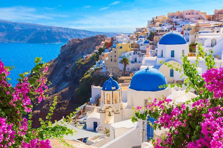 Best time to visit Greece Santorini
