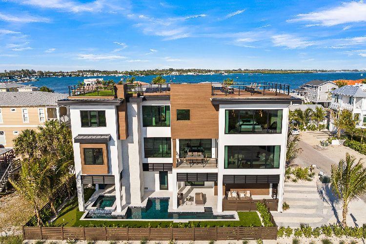 Bradenton Beach 138 6 bedroom villa