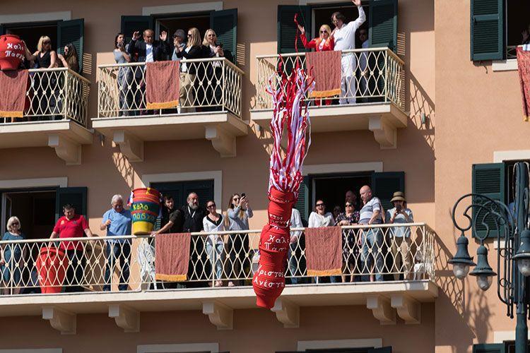 Easter in Corfu, Botides Easter