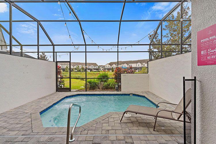 Festival Resort 83 3 bedroom townhomes in Davenport