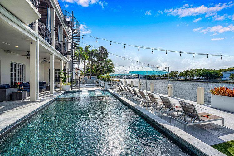 Fort Lauderdale 52