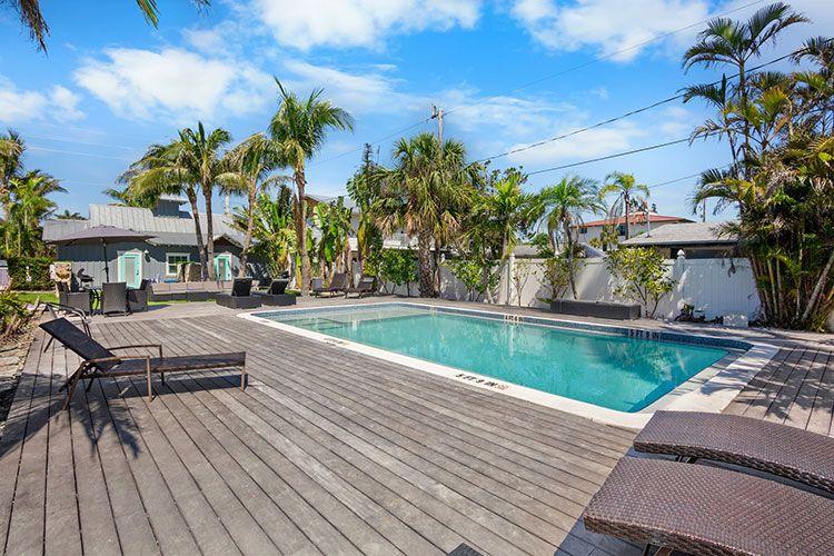 Holmes Beach 285 2 bedroom villas