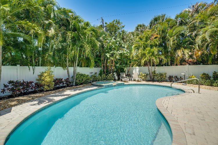 Holmes-Beach-57-Villa-with-Pool