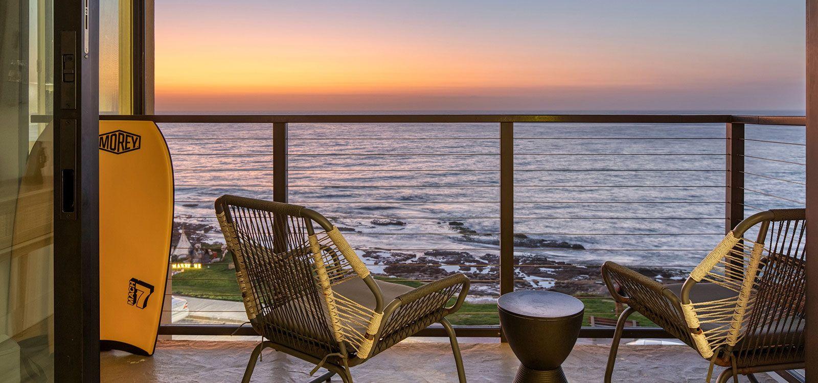 La Jolla 55 2 bedroom condos in California