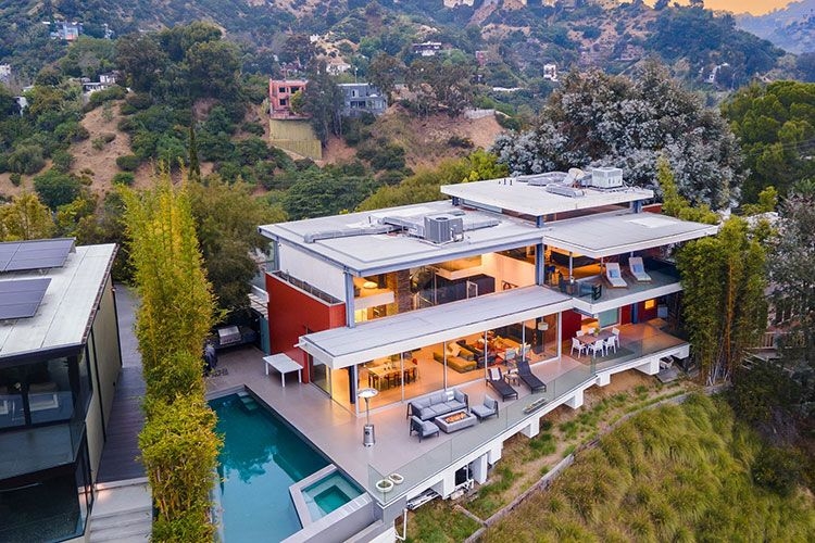 Los Angeles 32 3 bedroom villas in California
