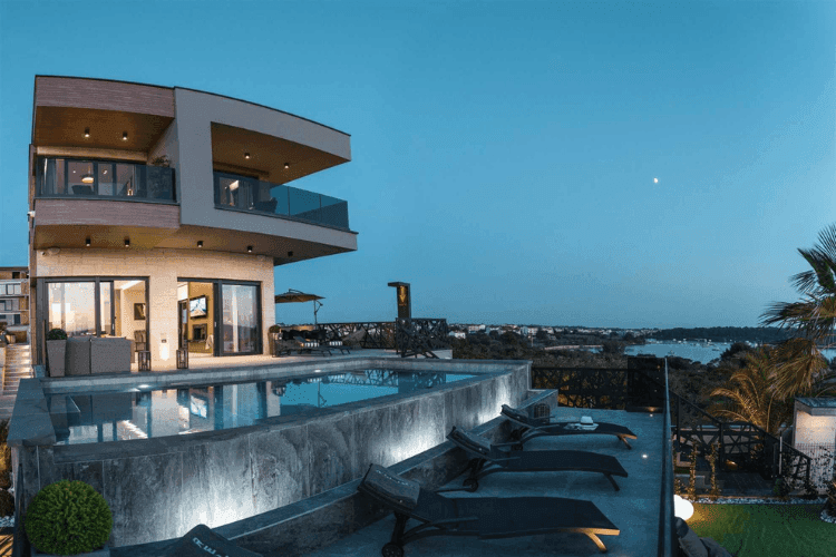 Medulin 1 Pula Croatia villas with pools