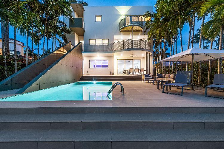 Miami 83 4 bedroom vacation rentals