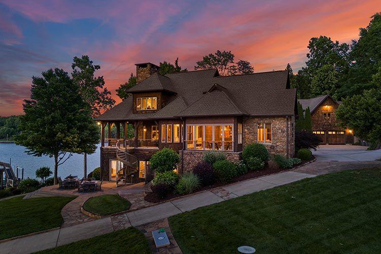 Mooresville 12 Large Group