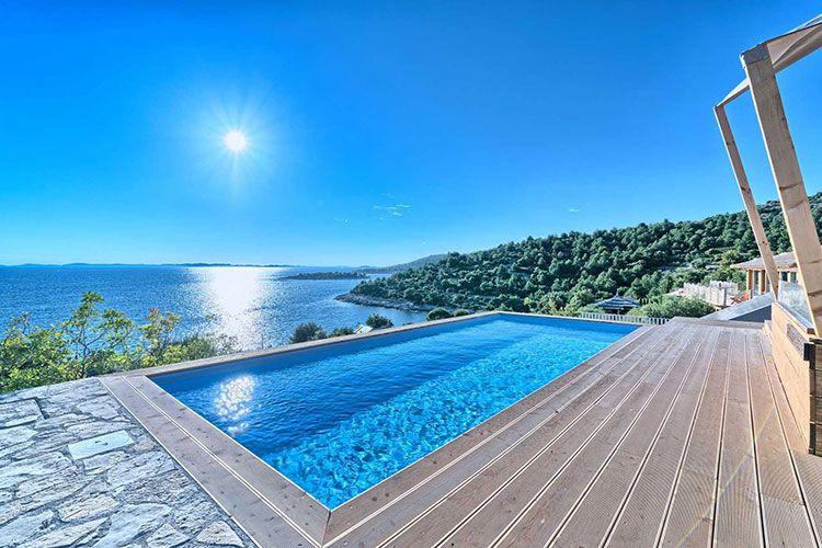 Murter 16 beachfront