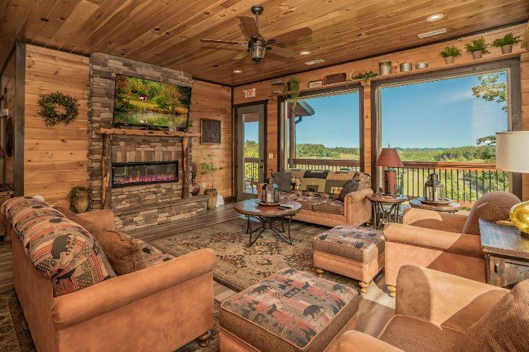 Pigeon Forge 103 8 bedroom cabins