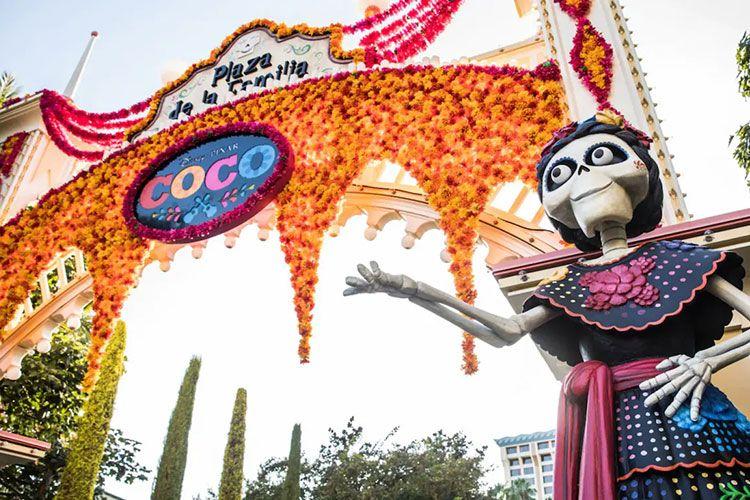 Plaza de la Familia Disney Anaheim