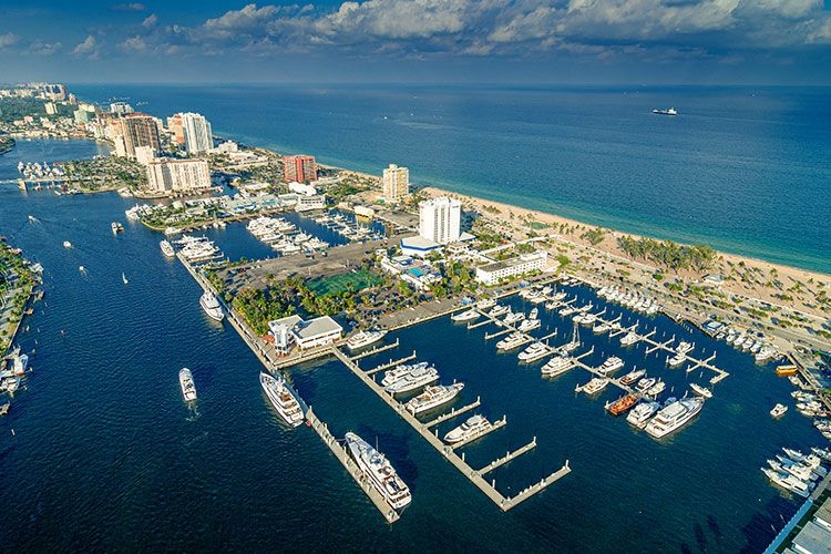 Scenic helicopter tour