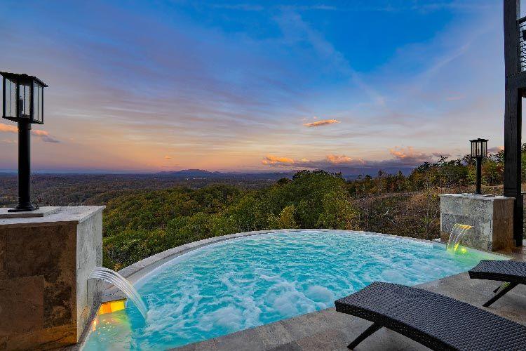 Sevierville-158-tennessee-cabin-with-pool